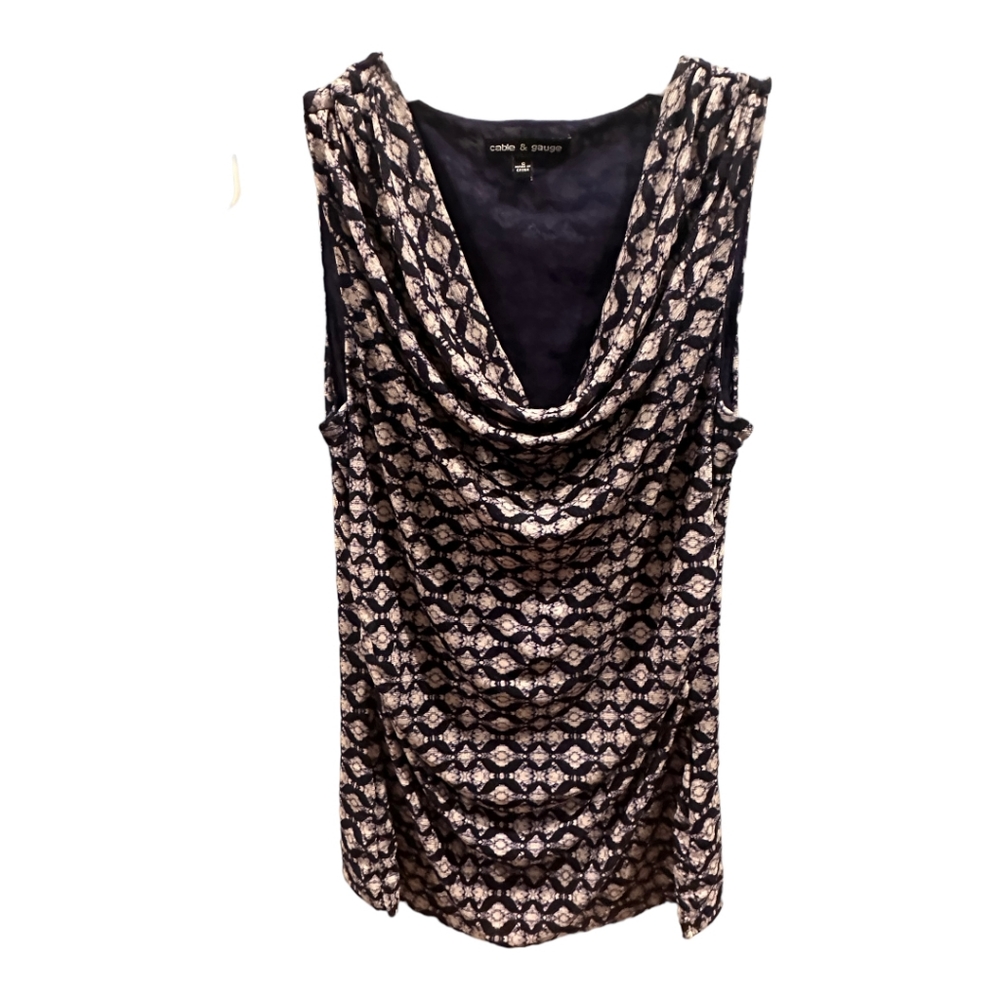patterned top